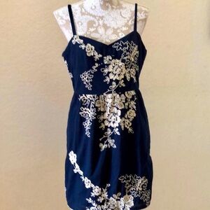 J.Crew Mirabel garden lawn navy blue cotton embroidered dress - Size 0